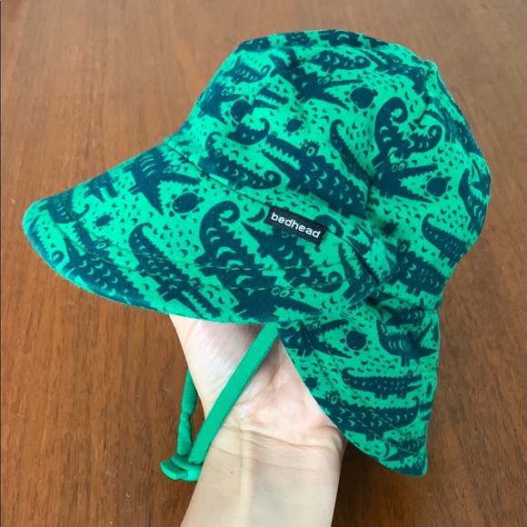 🍊5/$25 BedHead Green Hat with Dinosaur Pattern size 3-6m - Picture 1 of 8